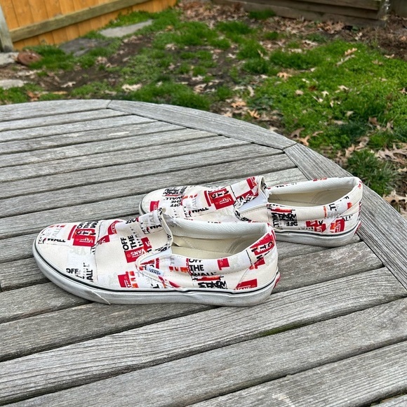 VANS Classic Slip On Packing Tape‎ Size 13 cream red  Sneakers Old Skool - Picture 1 of 9